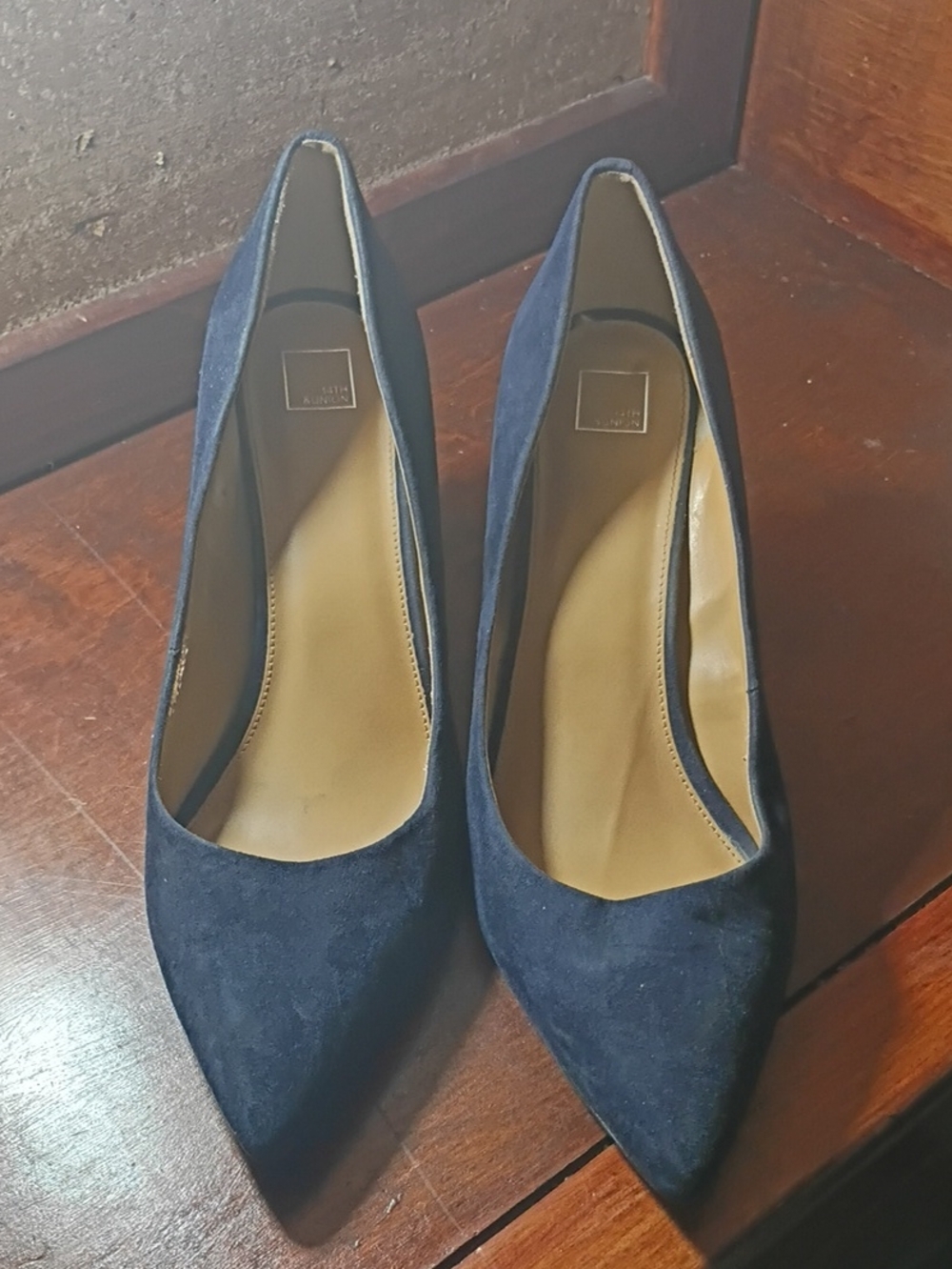 Classic Navy Suede Pointed Toe Pumps - Women Size 13M Womens
